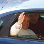 Per Papa Francesco l’amore per gli animali è “pietismo”